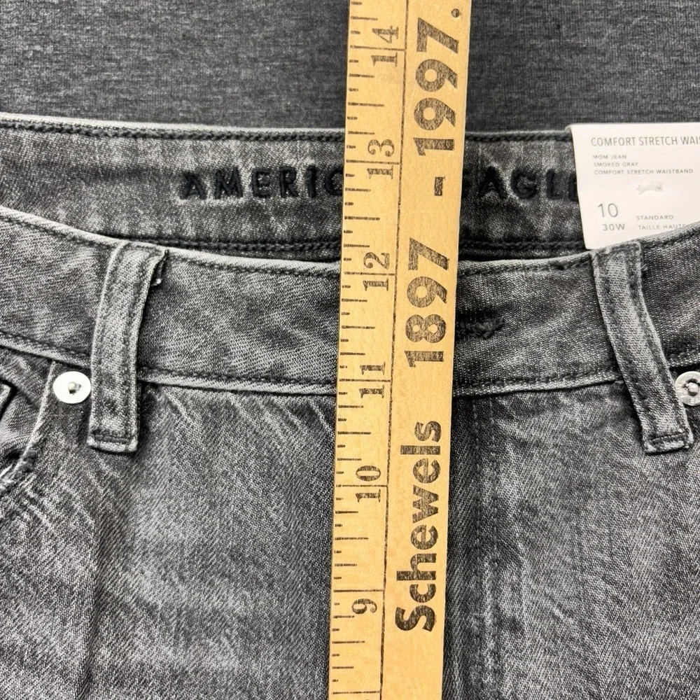 American Eagle Mom‎ Jeans Size 10 (30x28) Stretch Distressed Gray Regular NEW
